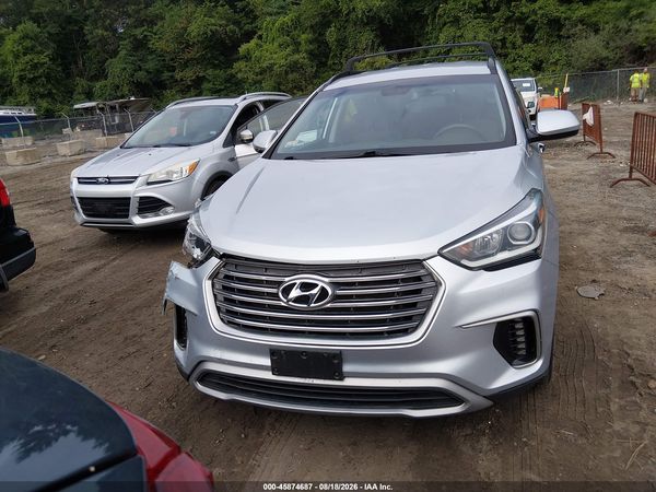 2018 HYUNDAI SANTA FE SE