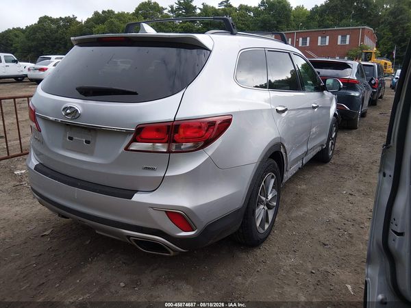2018 HYUNDAI SANTA FE SE