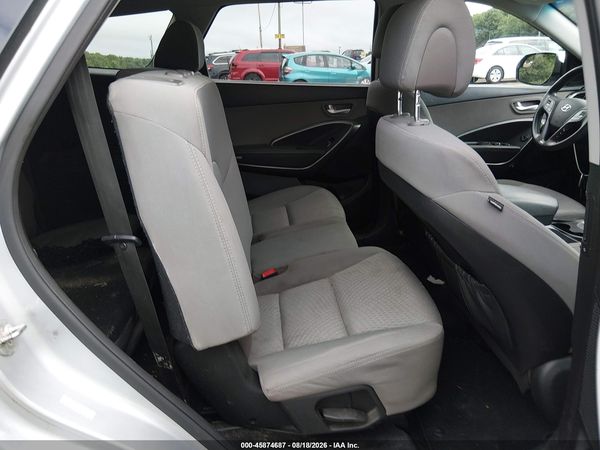2018 HYUNDAI SANTA FE SE