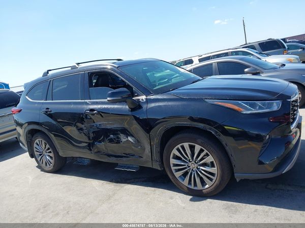 2021 TOYOTA HIGHLANDER PLATINUM