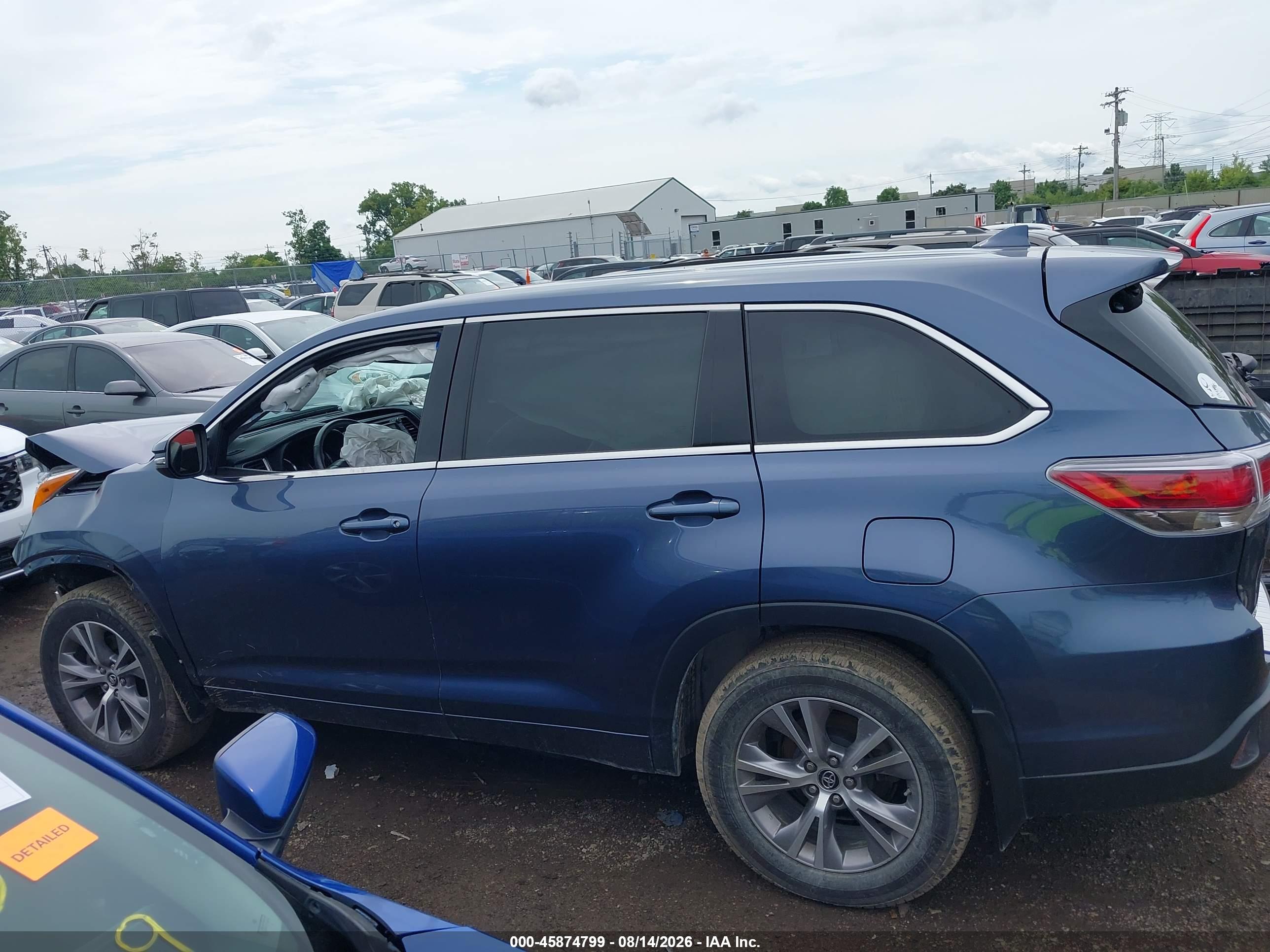 2016 TOYOTA HIGHLANDER LE PLUS V6