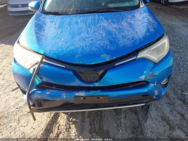 2016 TOYOTA RAV4 XLE