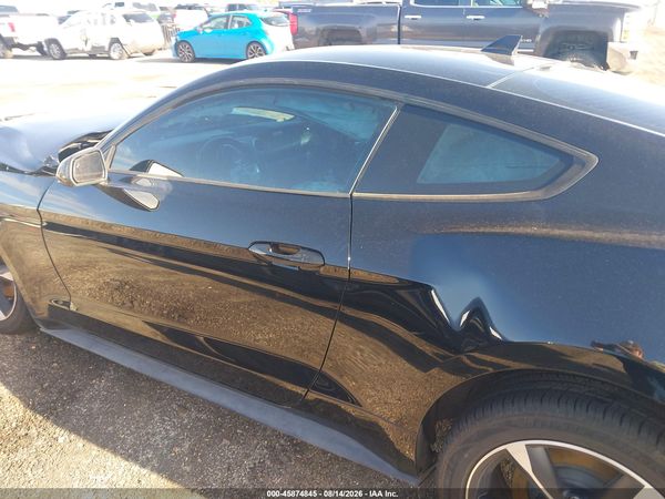 2022 FORD MUSTANG
