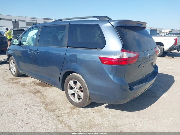 2015 TOYOTA SIENNA LE 8 PASSENGER — I3