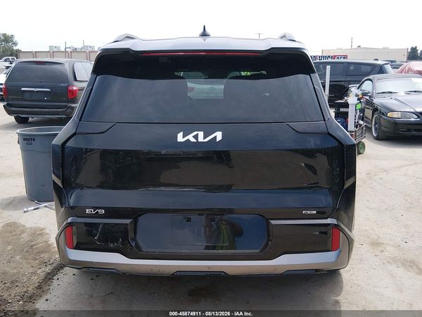 2024 KIA EV9 GT-LINE