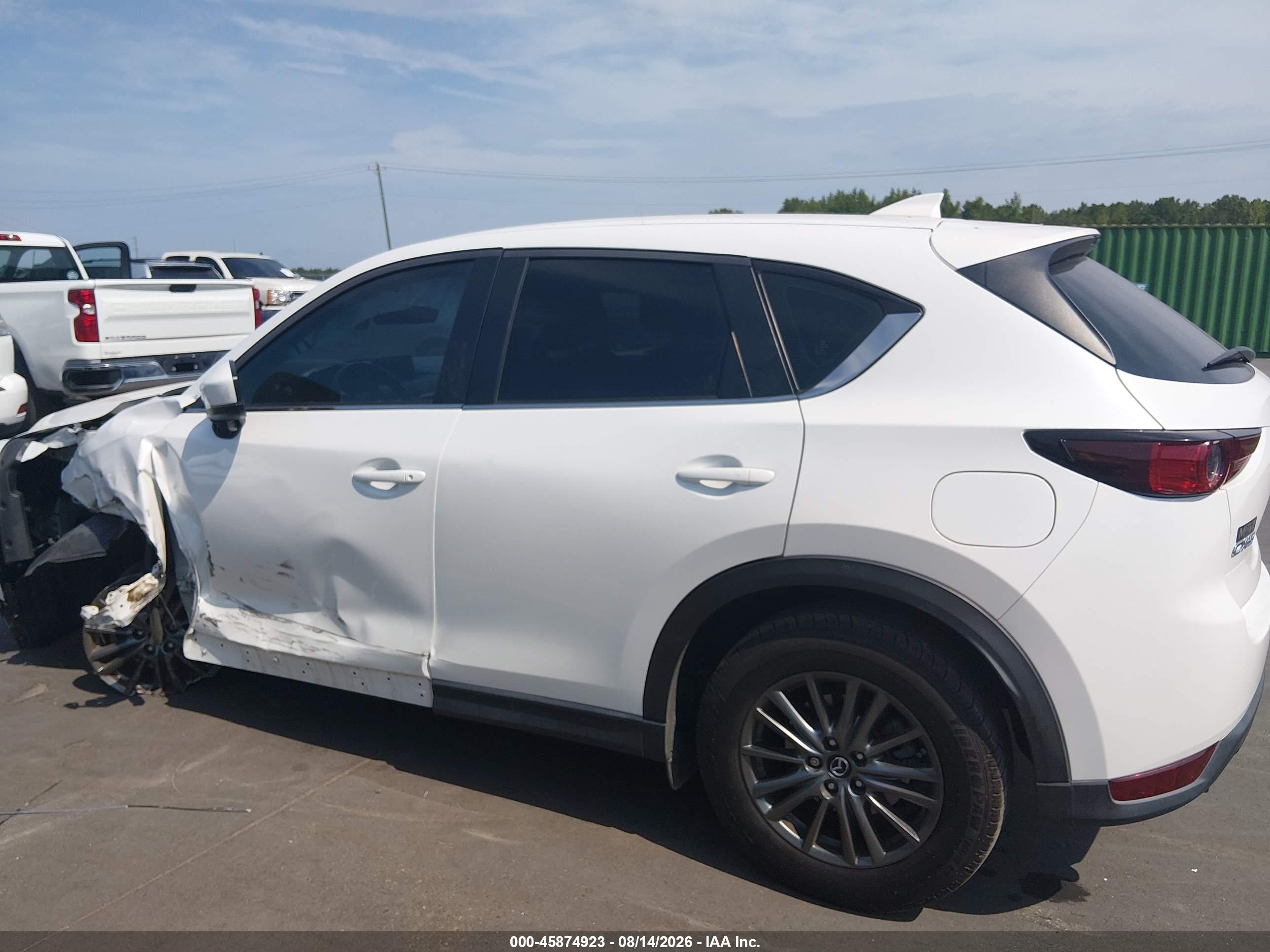 2017 MAZDA CX-5 SPORT