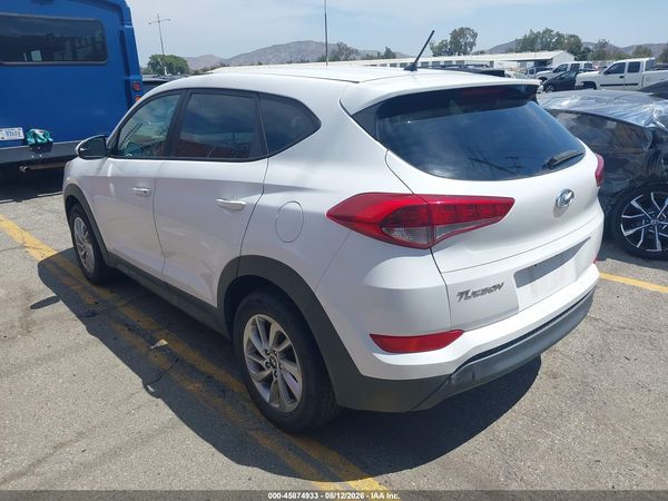 2018 HYUNDAI TUCSON SE