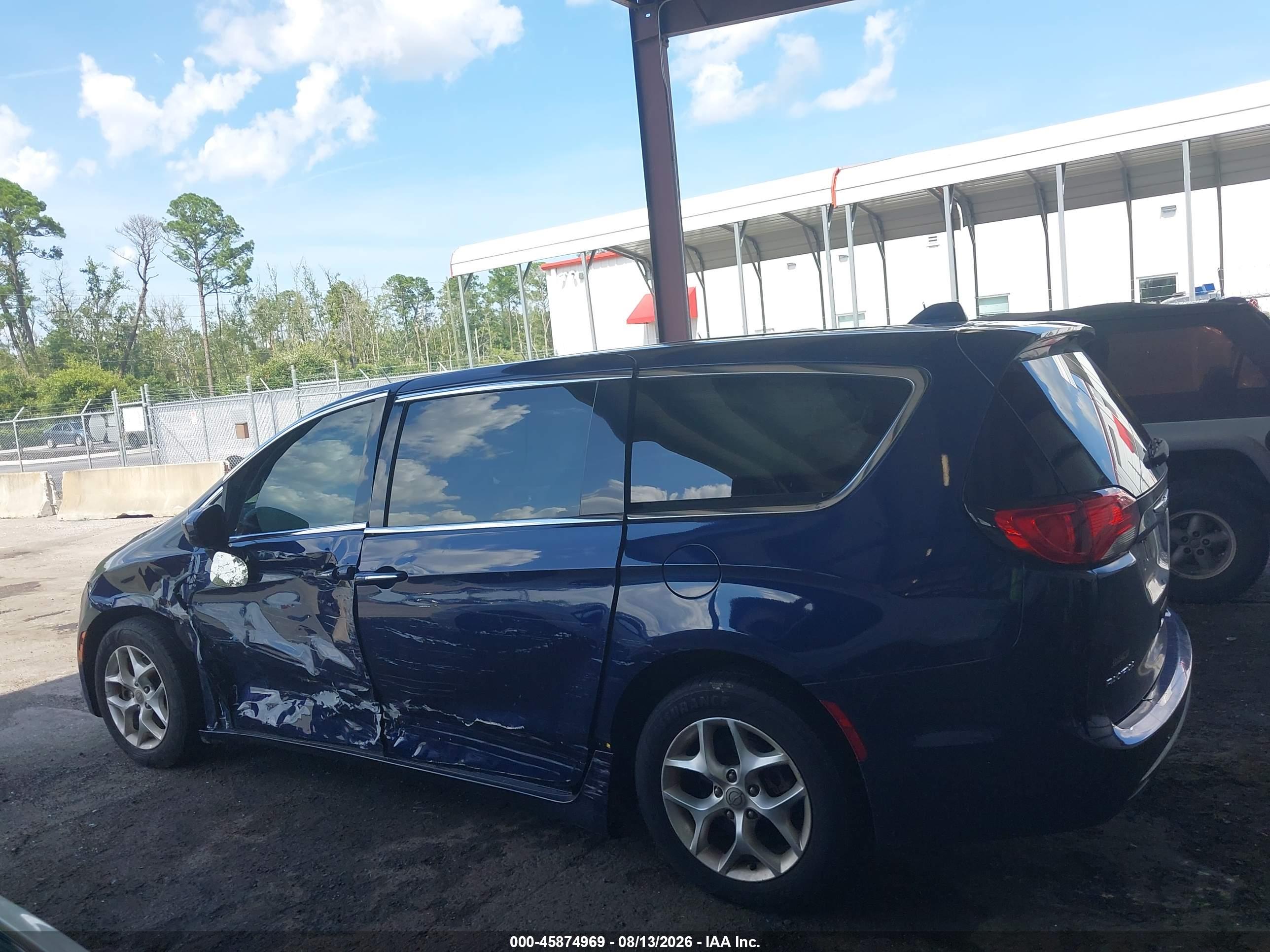 2018 CHRYSLER PACIFICA TOURING PLUS