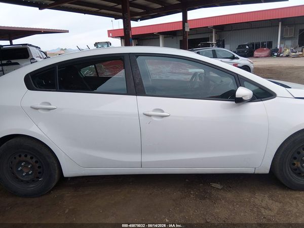2017 KIA FORTE LX