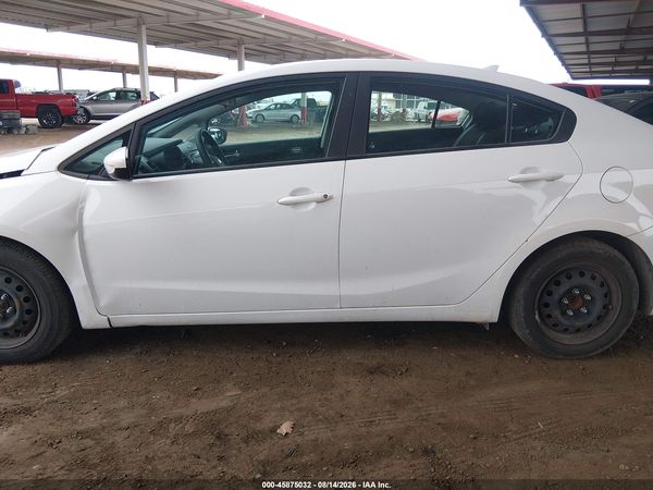2017 KIA FORTE LX