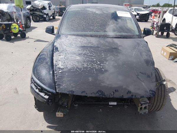2026 TESLA MODEL Y PREMIUM/REAR-WHEEL DRIVE
