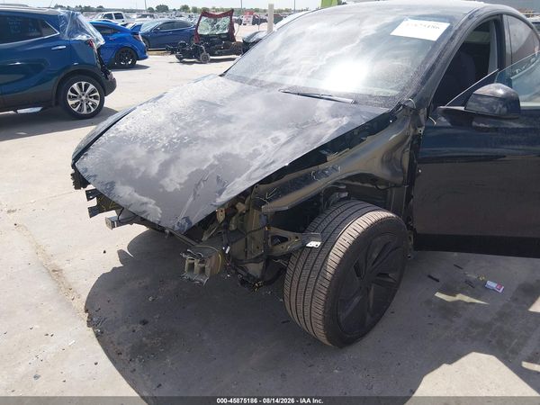 2026 TESLA MODEL Y PREMIUM/REAR-WHEEL DRIVE