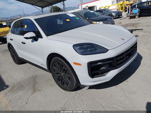 2025 PORSCHE CAYENNE GTS