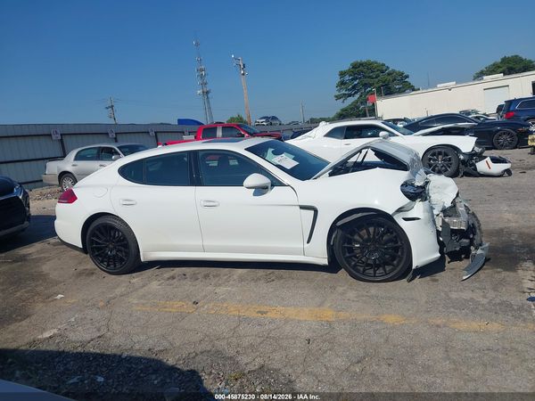 2015 PORSCHE PANAMERA 4