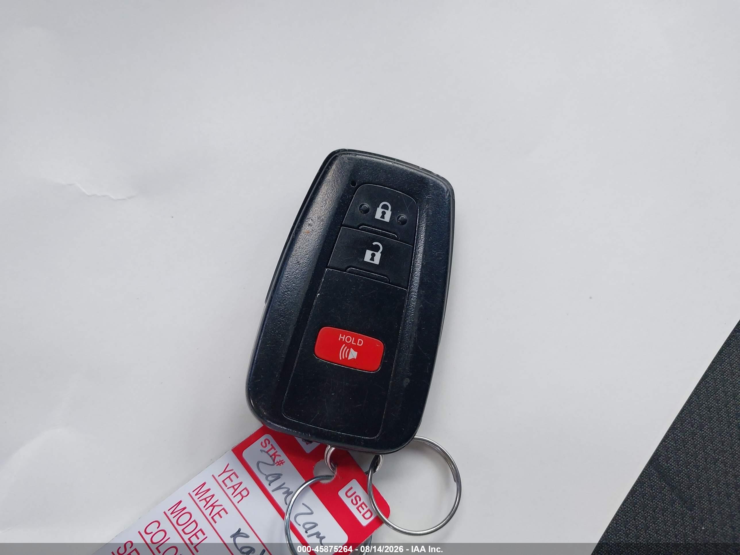 2023 TOYOTA RAV4 XLE