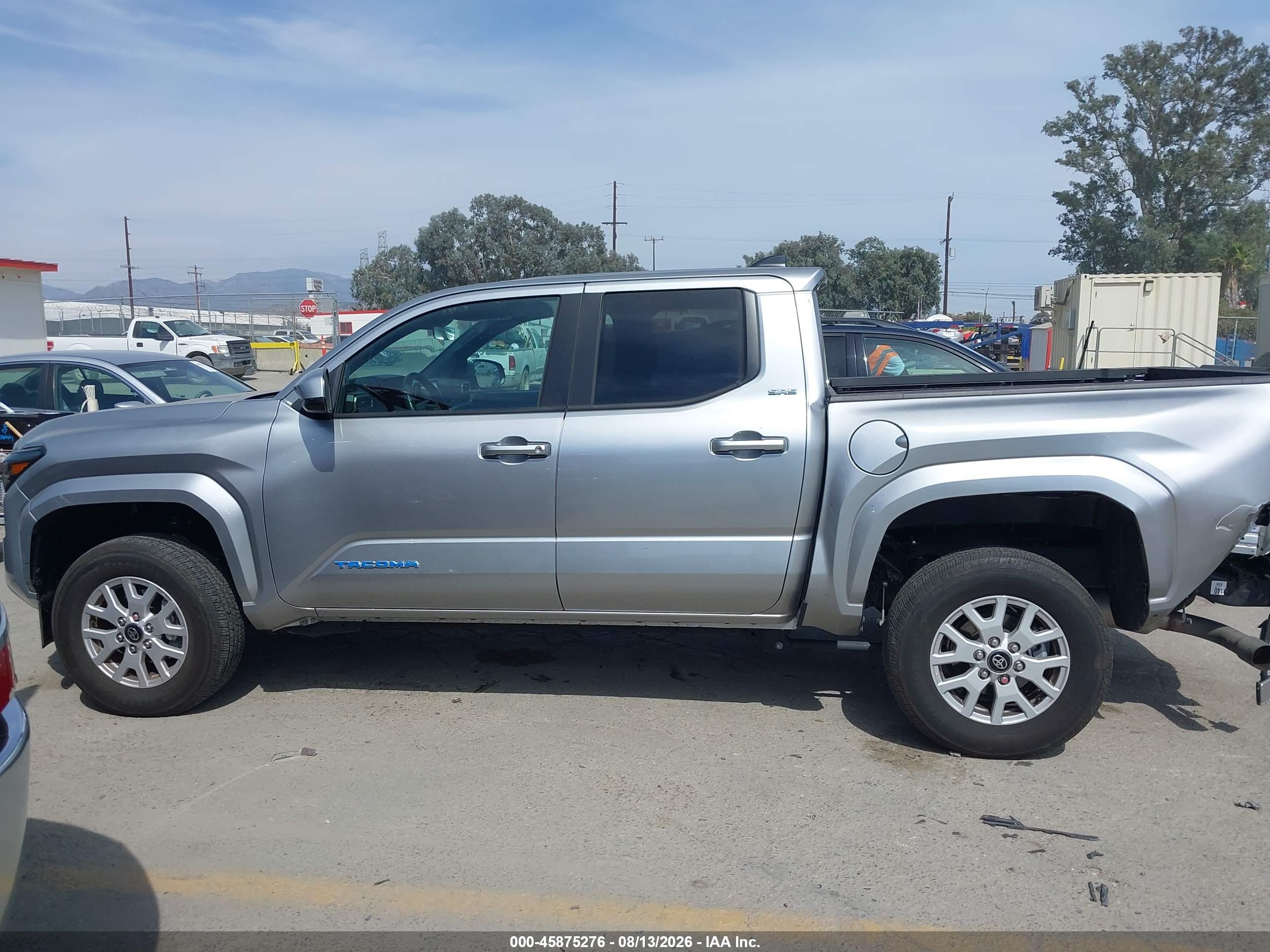 2025 TOYOTA TACOMA SR5