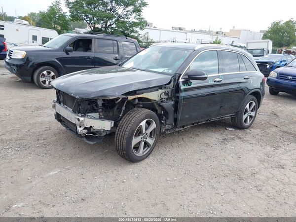 2018 MERCEDES-BENZ GLC 300 4MATIC