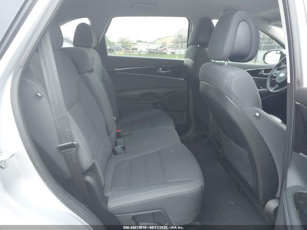 2016 KIA SORENTO 2.4L LX