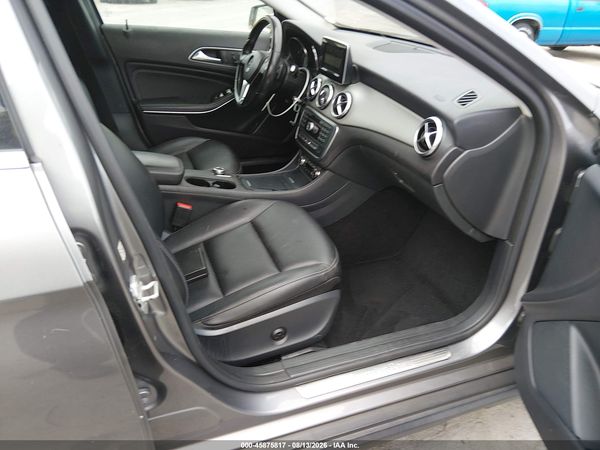 2015 MERCEDES-BENZ GLA 250 GLA250