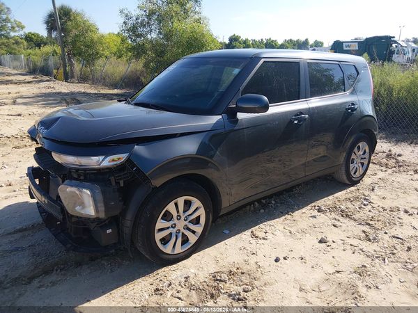 2022 KIA SOUL LX