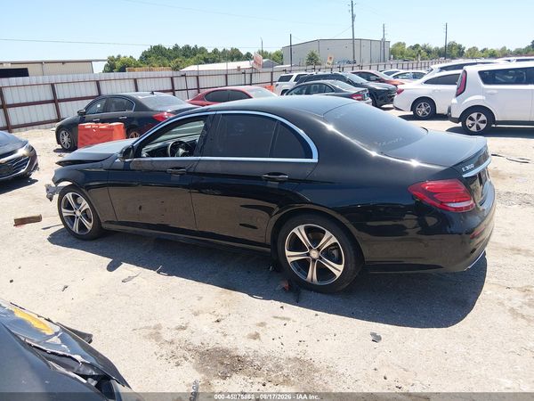 2017 MERCEDES-BENZ E 300 E300 — I117