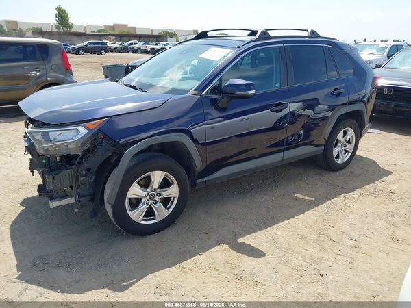 2019 TOYOTA RAV4 XLE