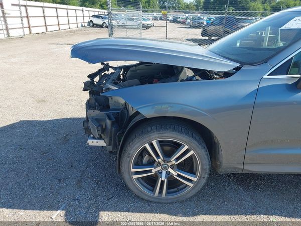 2018 VOLVO XC60 T5 MOMENTUM