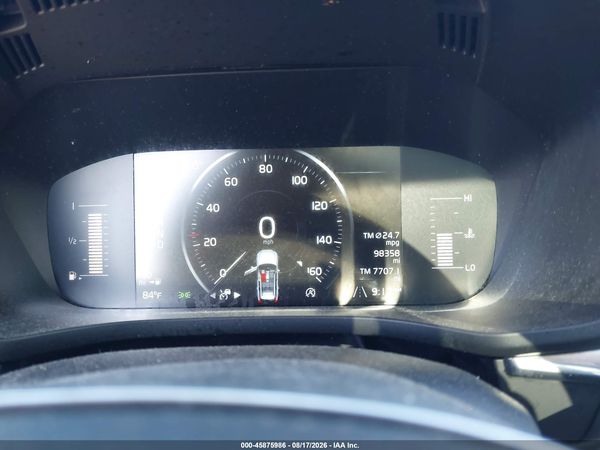 2018 VOLVO XC60 T5 MOMENTUM