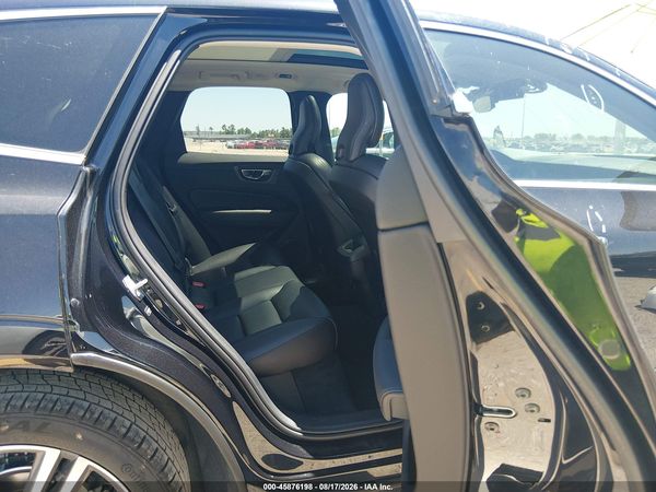 2019 VOLVO XC60 T5 MOMENTUM