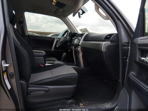 2016 TOYOTA 4RUNNER SR5