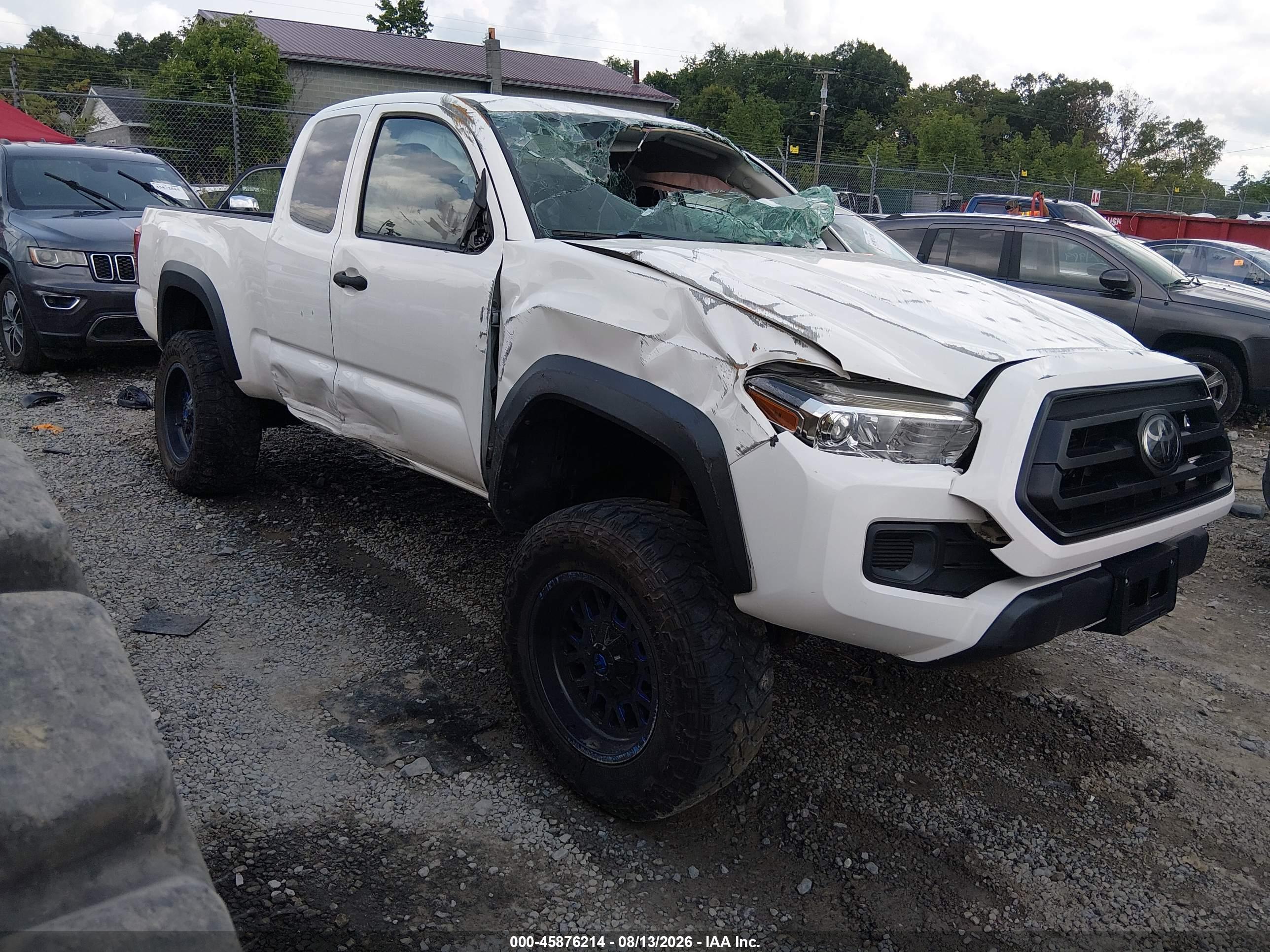 2020 TOYOTA TACOMA SR V6