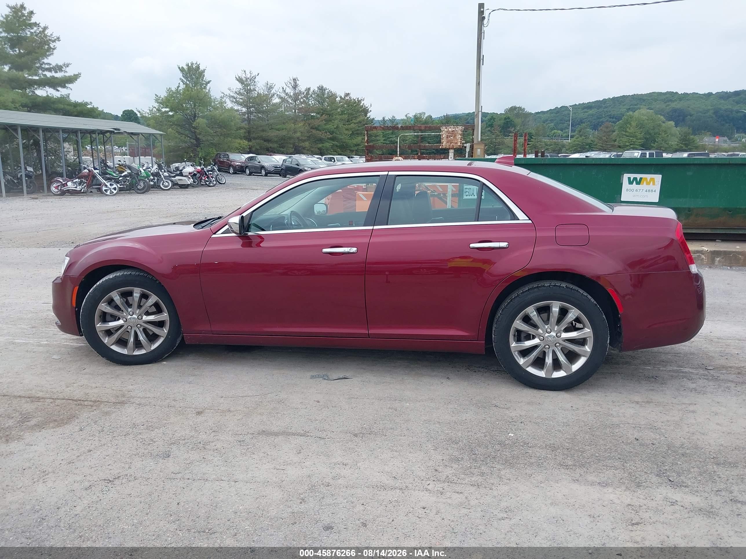2018 CHRYSLER 300 LIMITED AWD