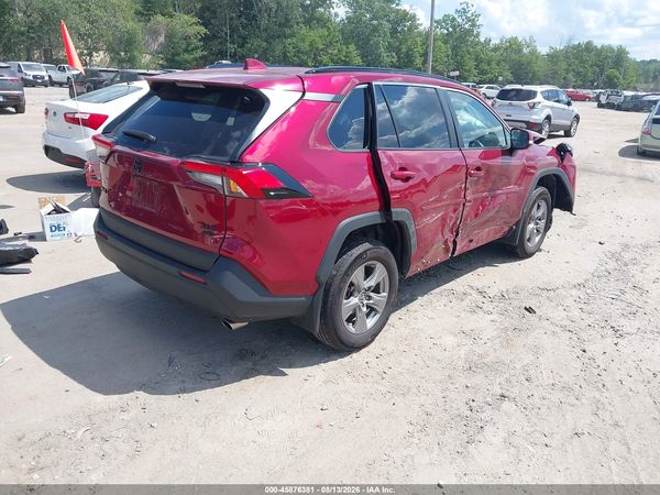 2025 TOYOTA RAV4 XLE