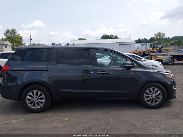 2019 KIA SEDONA LX