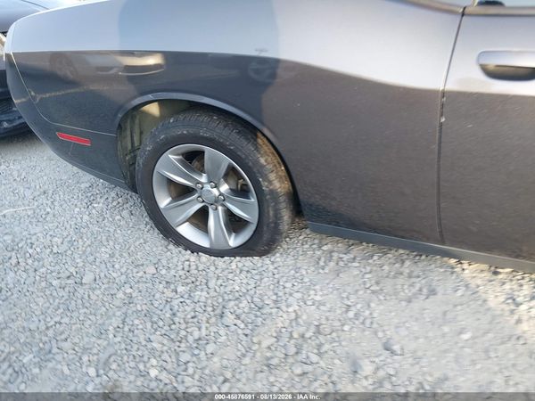 2016 DODGE CHALLENGER SXT