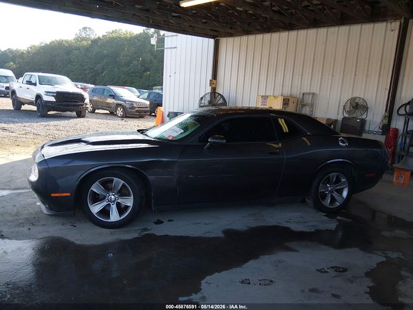 2016 DODGE CHALLENGER SXT