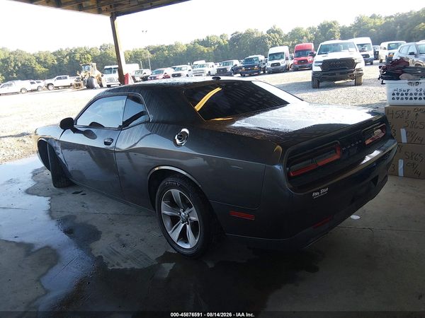 2016 DODGE CHALLENGER SXT