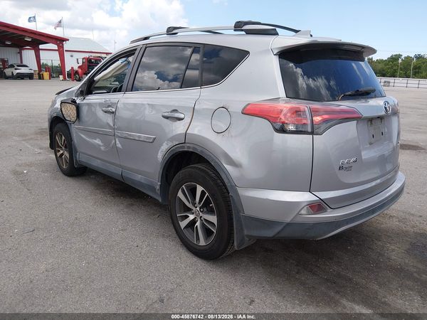 2017 TOYOTA RAV4 XLE — I3
