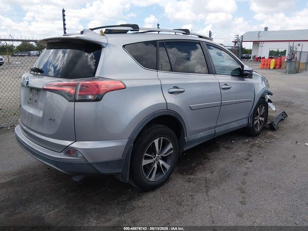 2017 TOYOTA RAV4 XLE — I4