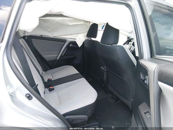2017 TOYOTA RAV4 XLE — I8