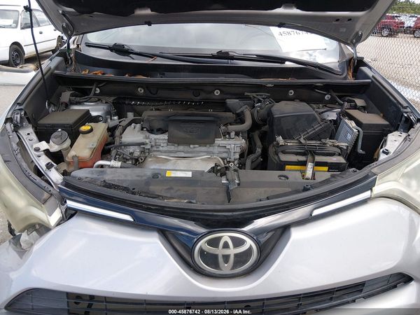 2017 TOYOTA RAV4 XLE — I10