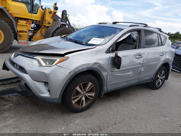 2017 TOYOTA RAV4 XLE — I117