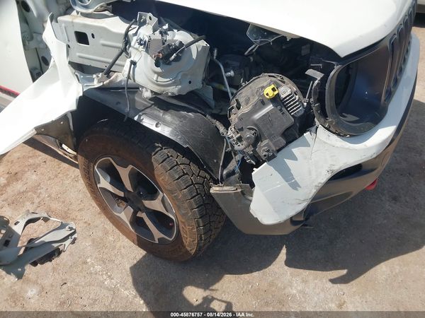 2019 JEEP RENEGADE TRAILHAWK 4X4
