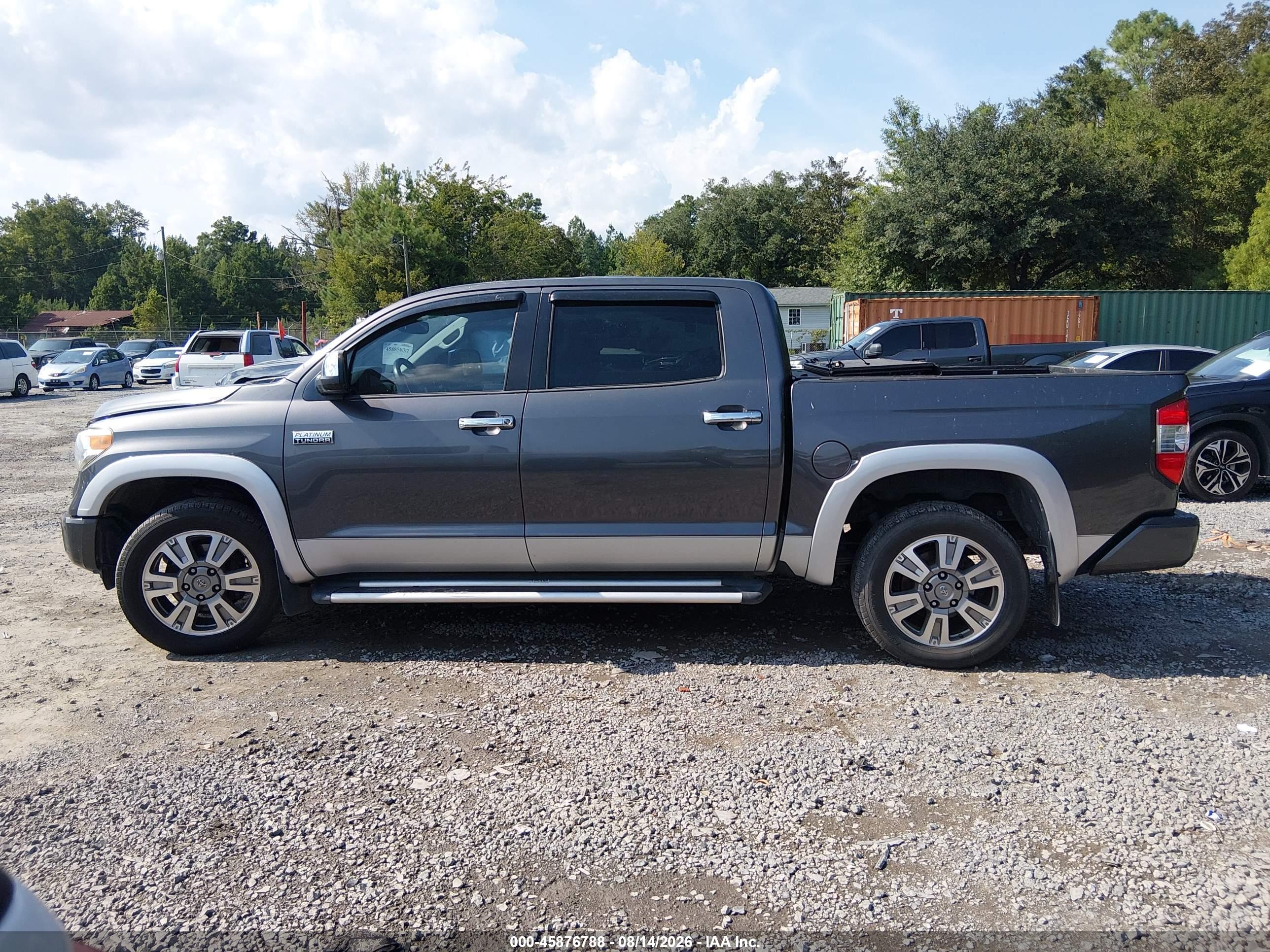 2017 TOYOTA TUNDRA PLATINUM 5.7L V8