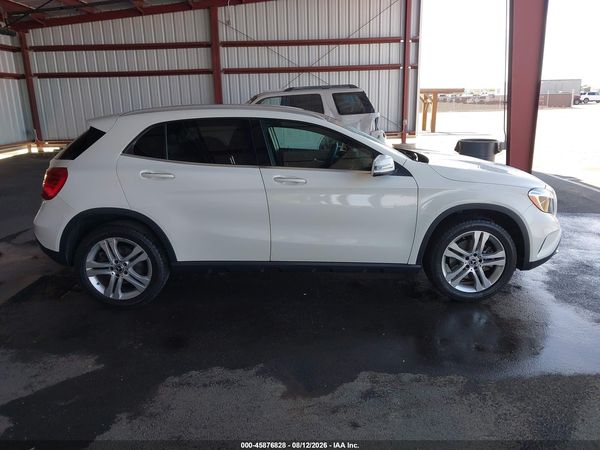2017 MERCEDES-BENZ GLA 250 GLA250
