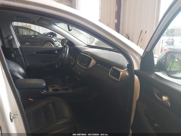 2017 KIA SORENTO 2.4L LX