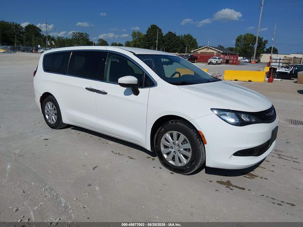 2021 CHRYSLER VOYAGER L — I1