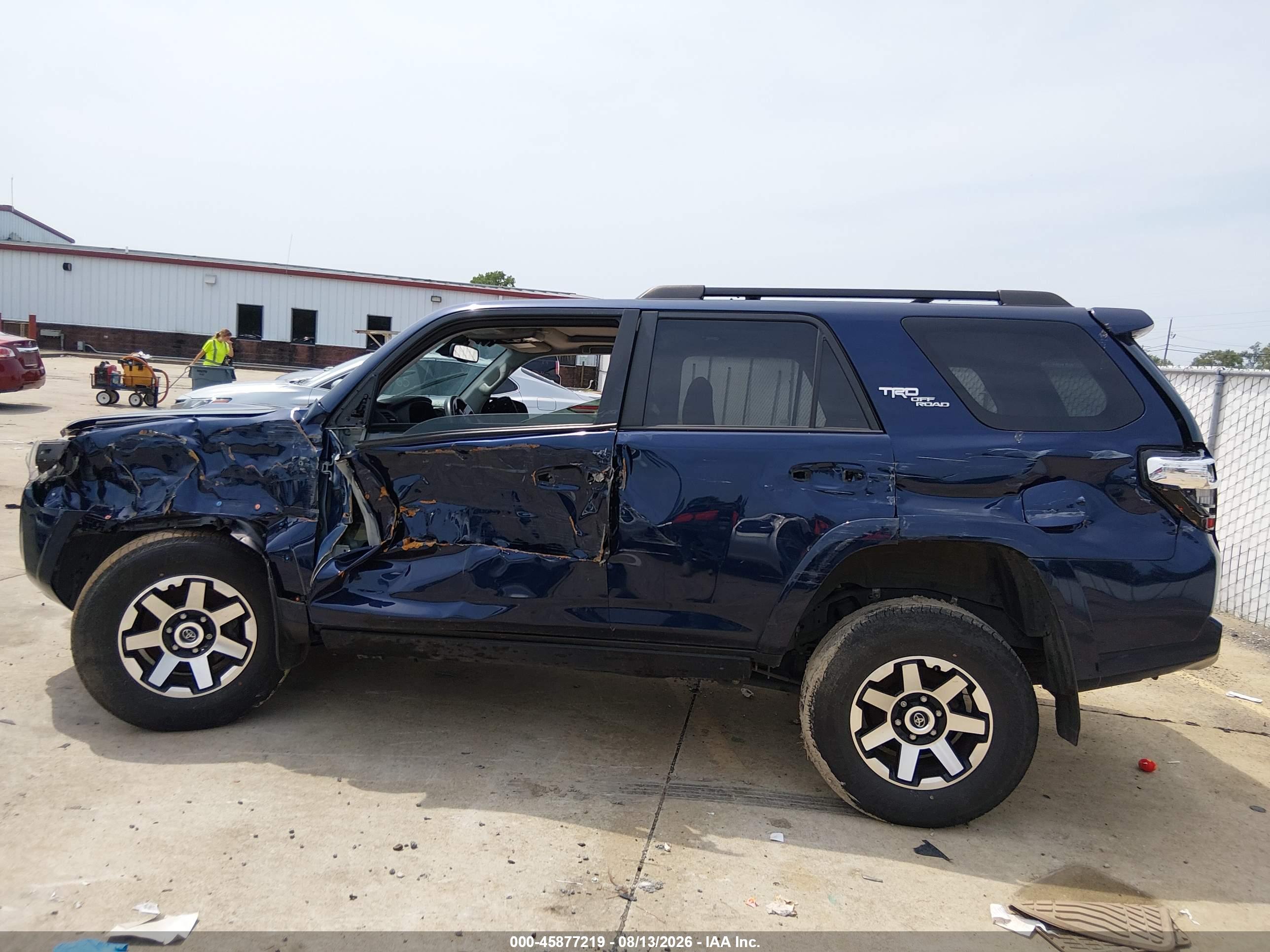 2023 TOYOTA 4RUNNER TRD OFF ROAD PREMIUM