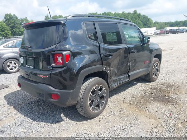 2023 JEEP RENEGADE TRAILHAWK 4X4