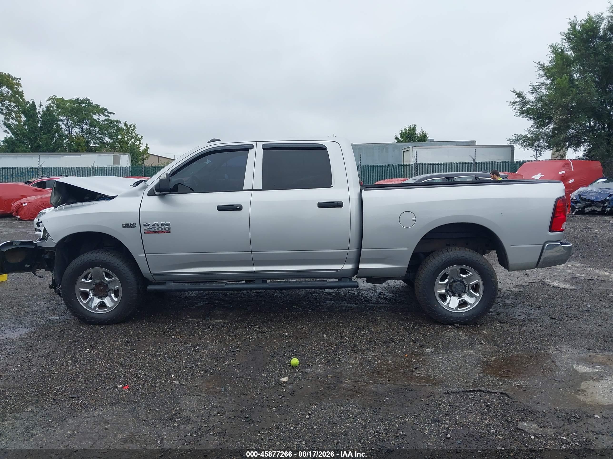 2016 RAM 2500 TRADESMAN